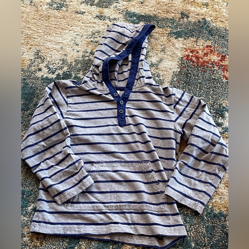 Gymboree boys hooded long sleeve tee size M (8)